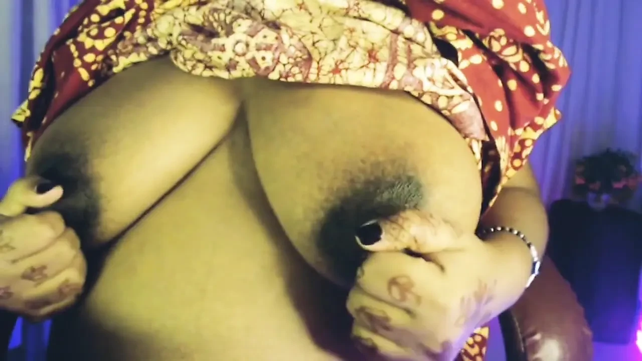 Pregnent Ledy Playing Hairy Pussy and Fingring.