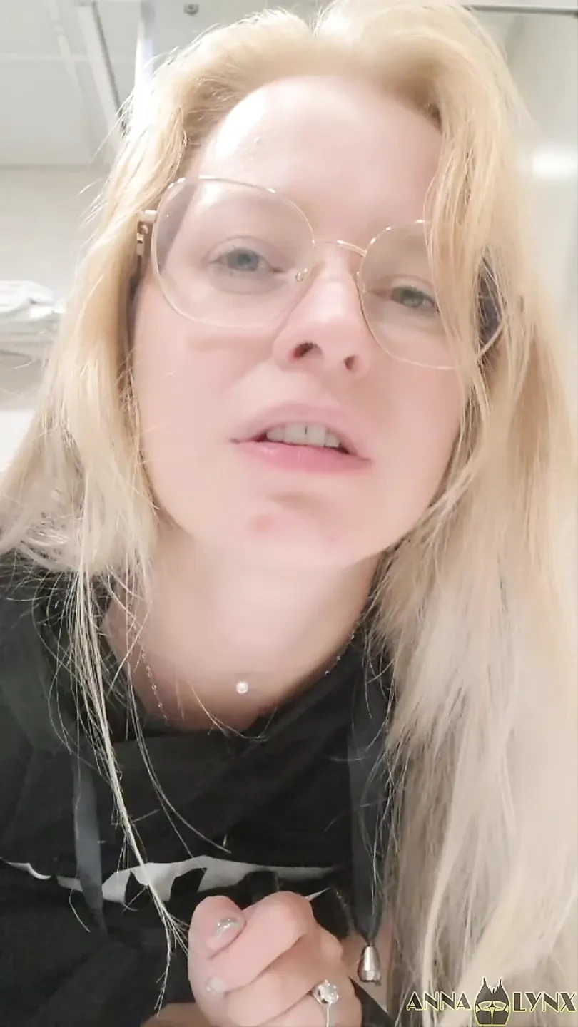 Masturbating to Your Dick Pic